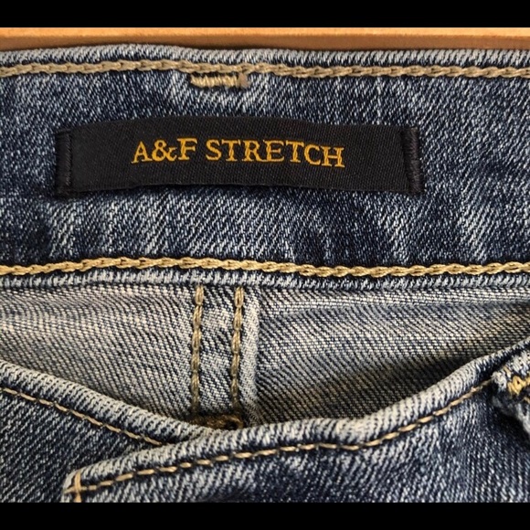 Abercrombie & Fitch Super skinny distressed denim - Picture 6 of 14